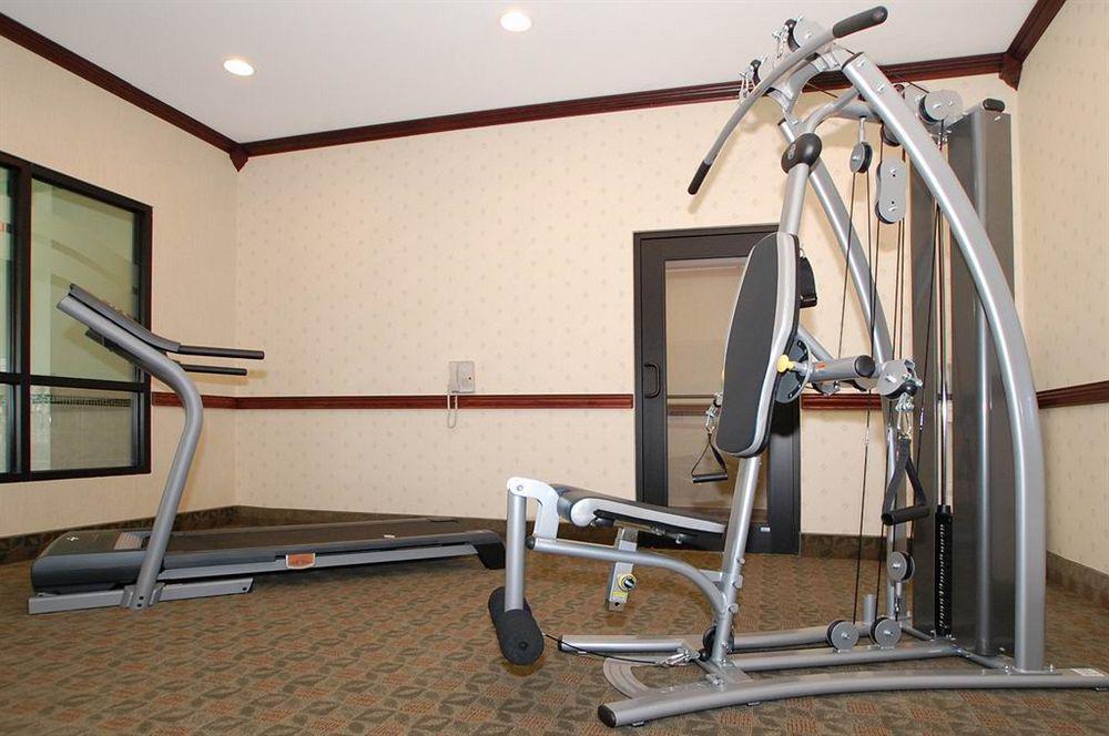 Quality Inn Near Walden Galleria Mall Чийктоуага Екстериор снимка